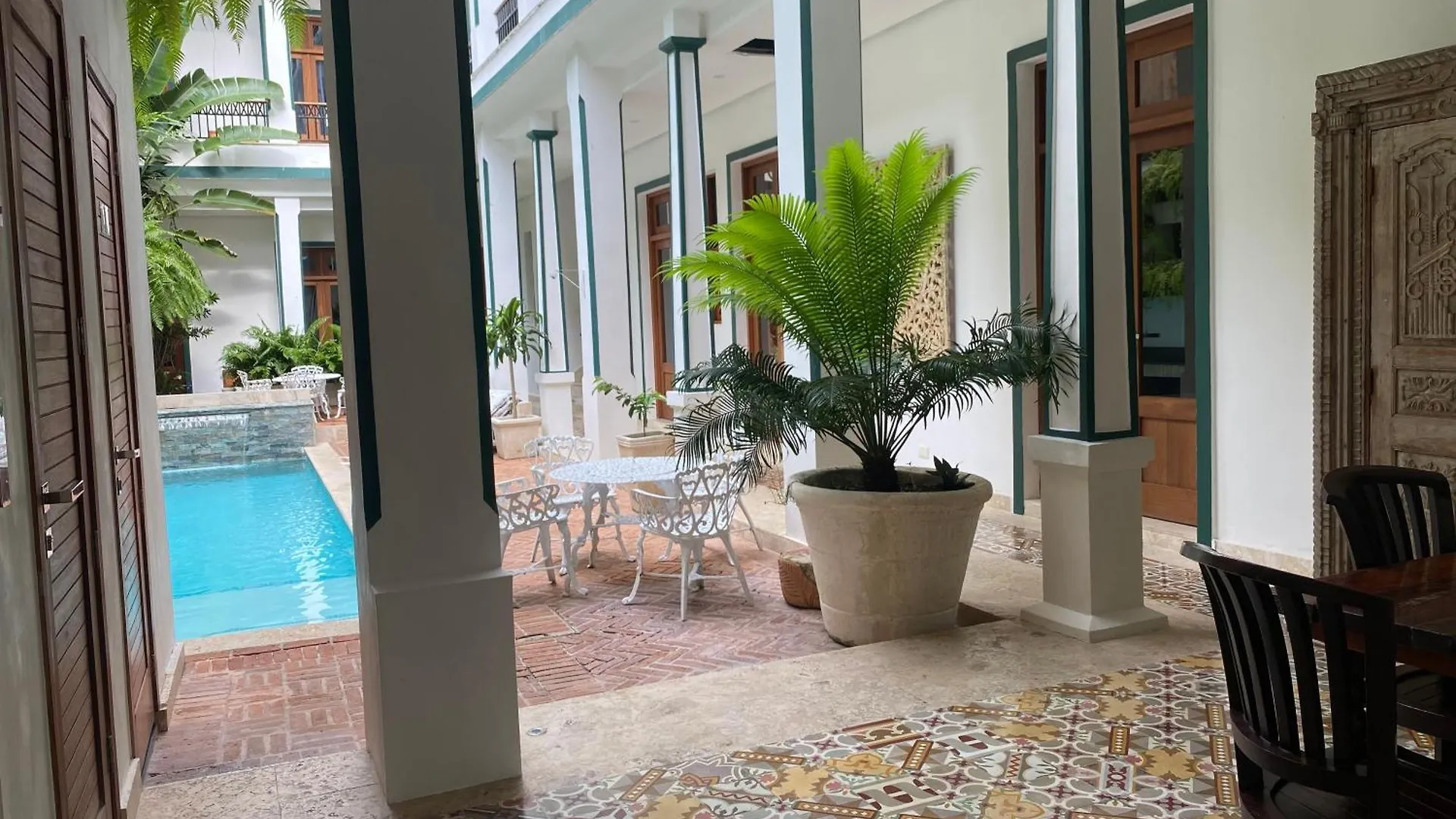 Boutique Hotel Casa Grande, Mandala Suite Aparthotel Santo Domingo